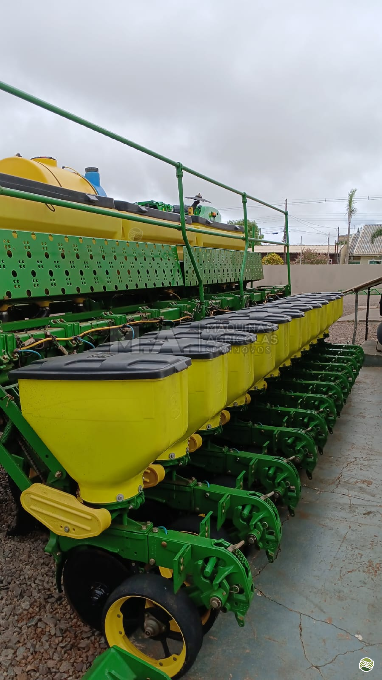 PLANTADEIRA JOHN DEERE PLANTADEIRAS 1113 M.A. Máquinas Agrícolas - Ubiratã UBIRATA PARANÁ PR